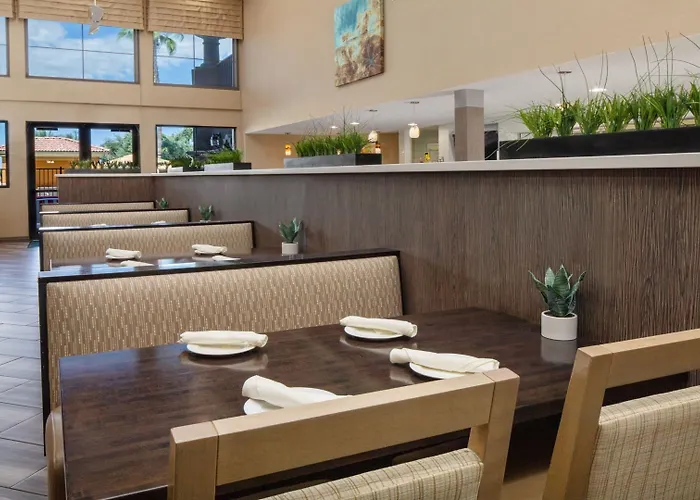 Phoenix/chandler By Ihg Hotel 3*